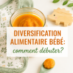 Bébé découvrant ses premiers morceaux de fruits lors de la diversification alimentaire.