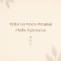 Citation inspirante sur fond floral pour les mamans