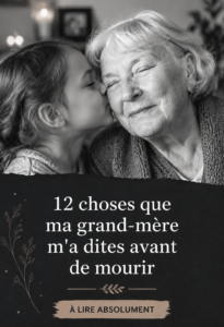 Un carnet avec des notes des conseils d'une grand-mère, entouré de fleurs.