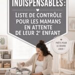 Sac d'hôpital préparé avec des vêtements et essentiels pour la maternité.